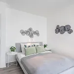 Fresh & Modern - With 2 Balconies * Budapeszt